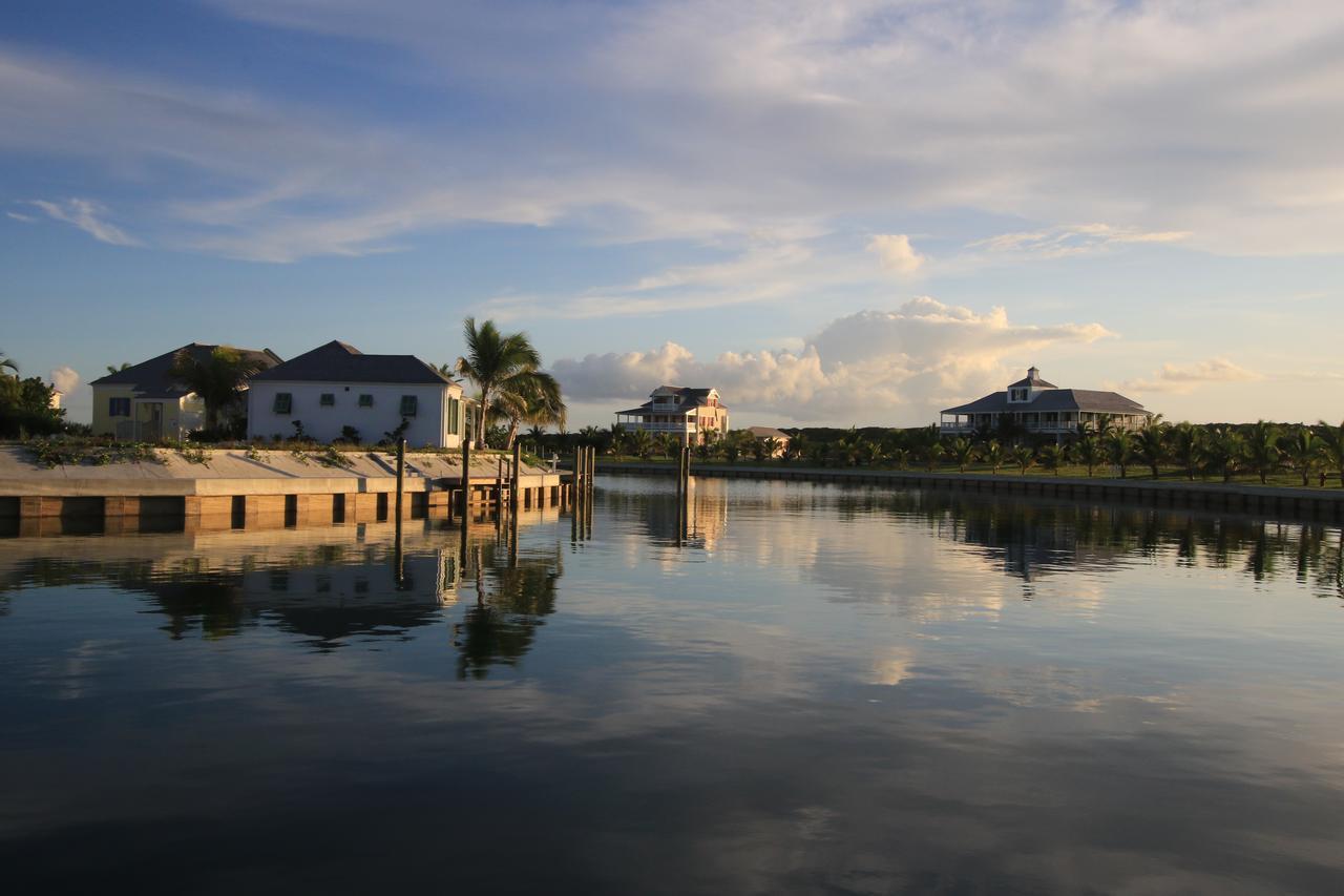 The Sandpiper Inn Crossing Rocks Esterno foto